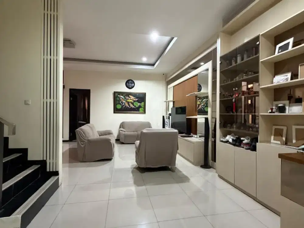 Rumah Minimalis Furnish Siap Huni di Mekarwangi