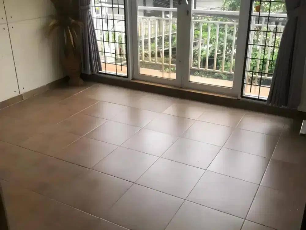 Rumah 2 LT Full Furnished di Sayap Dago Bandung