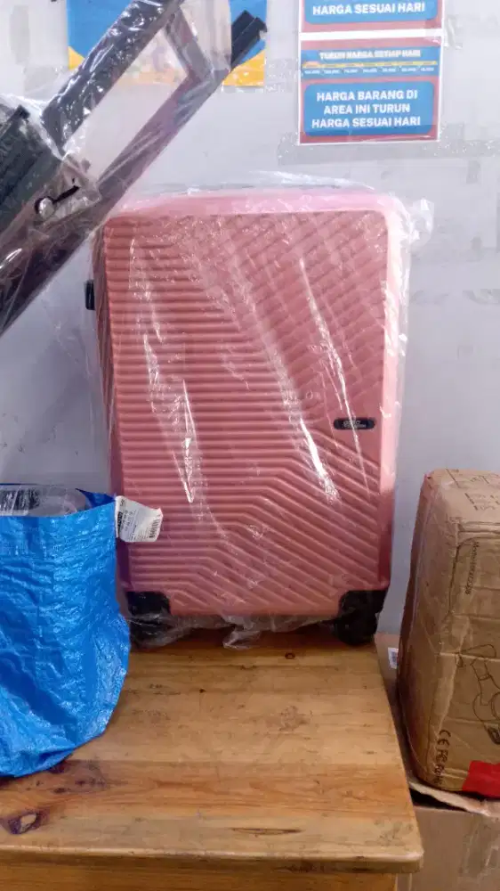 Koper GOTO SUITCASE 24inc warna rose gold