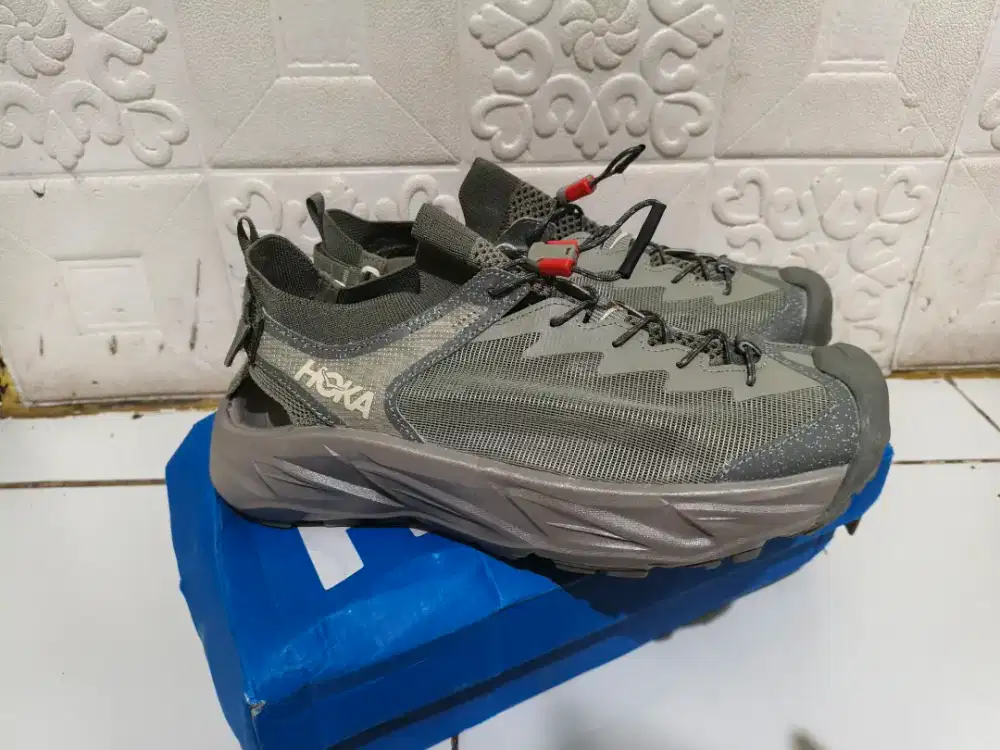 Sepatu Hiking HOKA