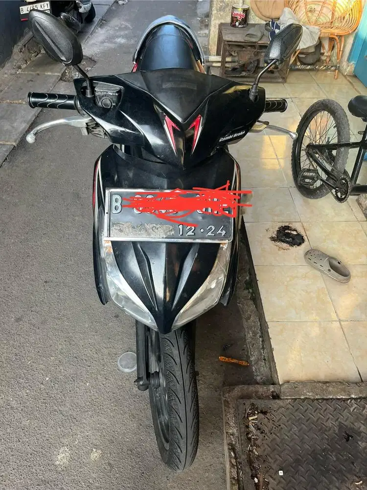 HONDA VArio 110cc Agnes 2014 ss lengkap
