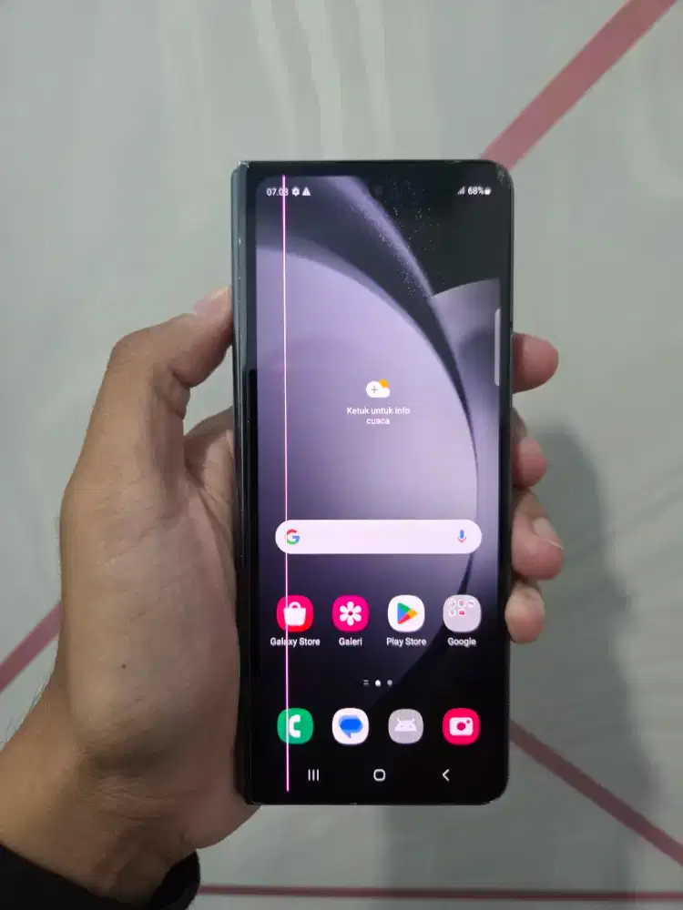 Z Fold5 Lcd Depan