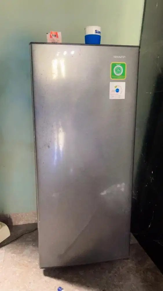 Kulkas Sharp 1 pintu abu metalik