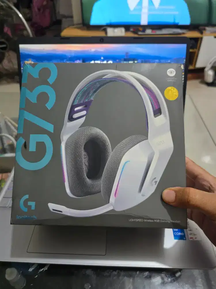 Headset gaming logitech g733