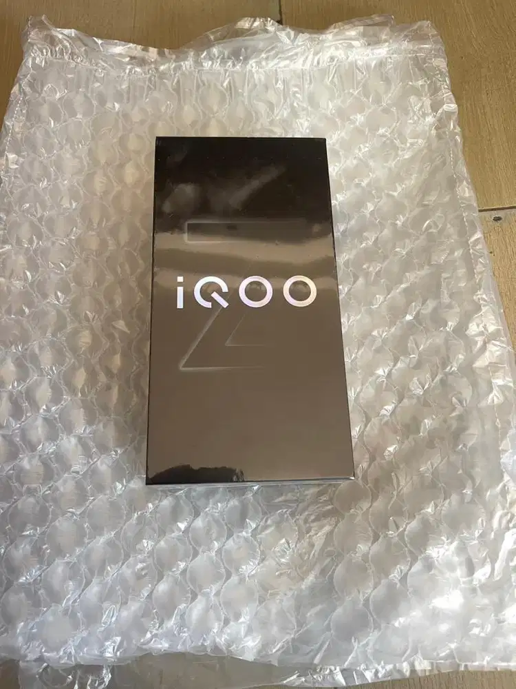IQOO Z11 5G black Resmi baru 256/8