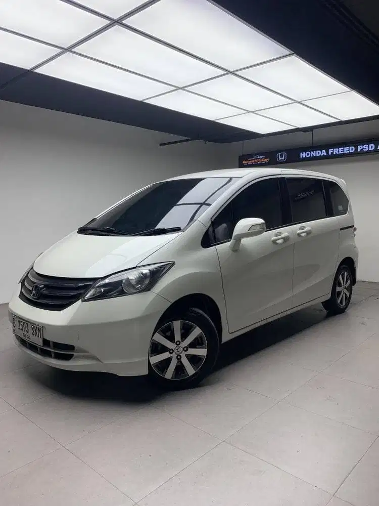 Honda Freed E psd AT 2010
