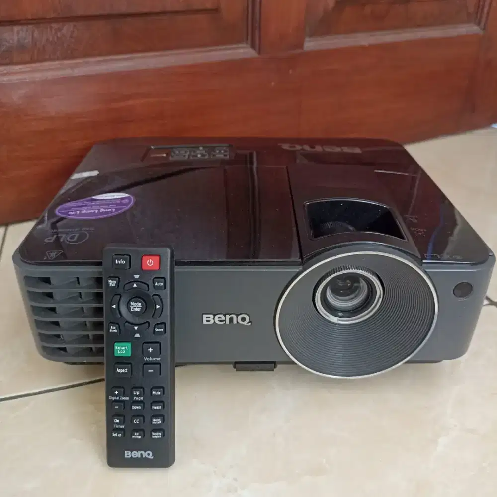 Proyektor Optoma ES550