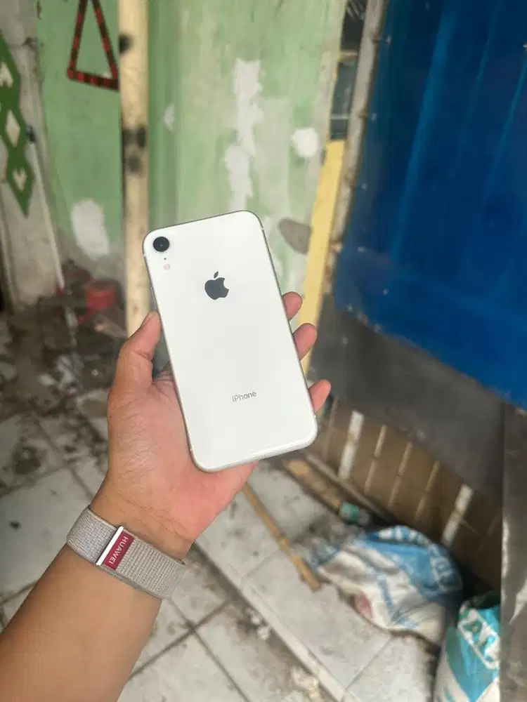 Iphone XR 64GB Inter Permanen BH 88% Fullset