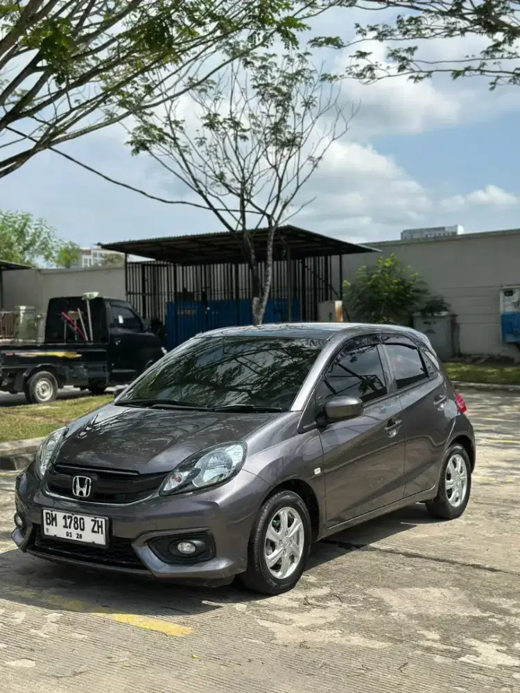 Honda Brio mt 2017