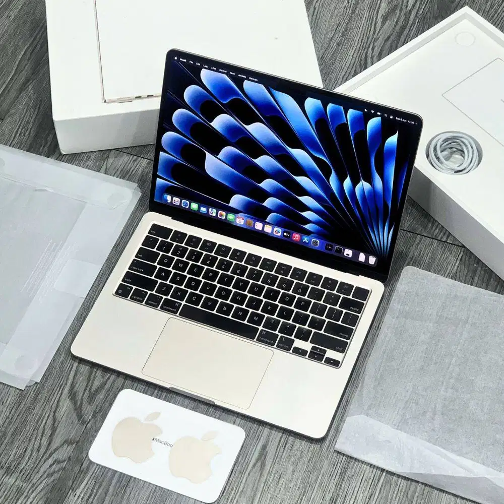 EX IBOX MACBOOK AIR M2 8GB/256GB STARLIGHT LENGKAP ORI