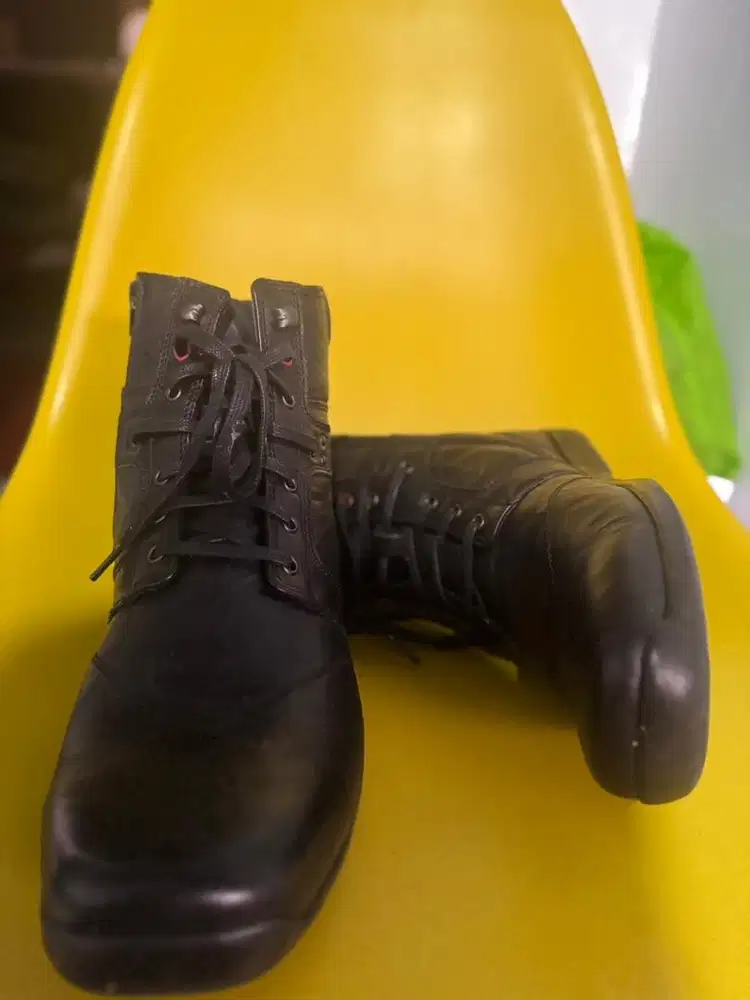 Sepatu Gino Mariani Elario