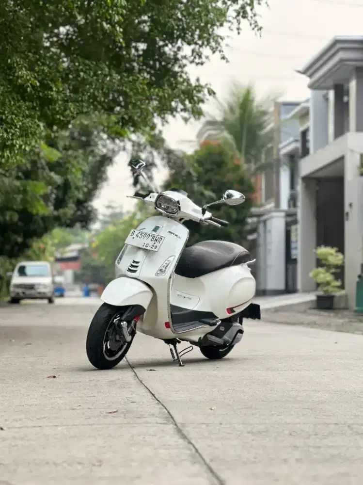 VESPA SPRINT 150 IGET ABS LED THN 2019 PERFECT CONDITION
