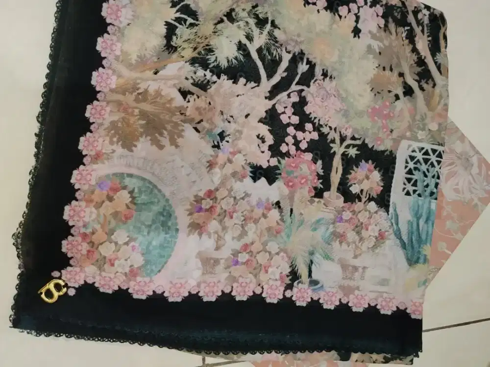 Jilbab buttonscarves