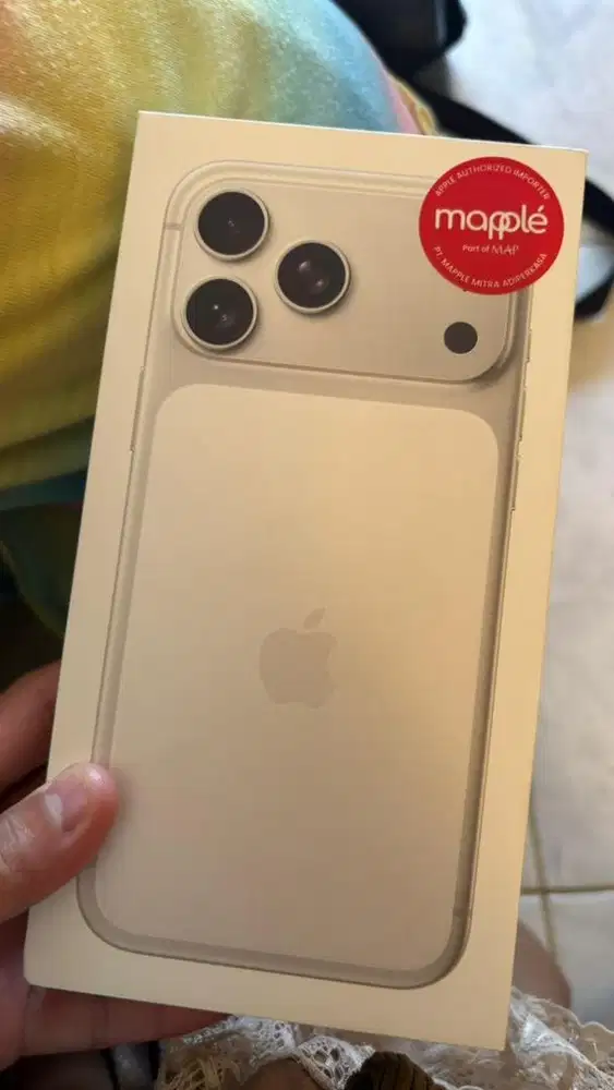 Iphone 17 pm 512 silver