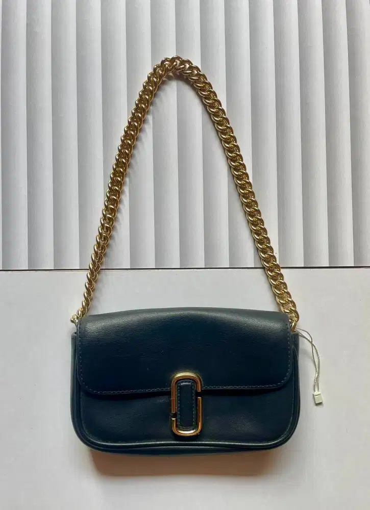 Marc Jacobs Mini Shoulder Bag Black Preloved – Good Condition