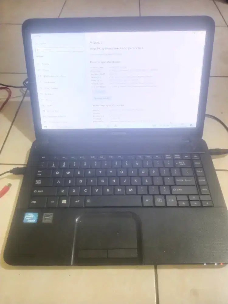 Laptop Toshiba C800