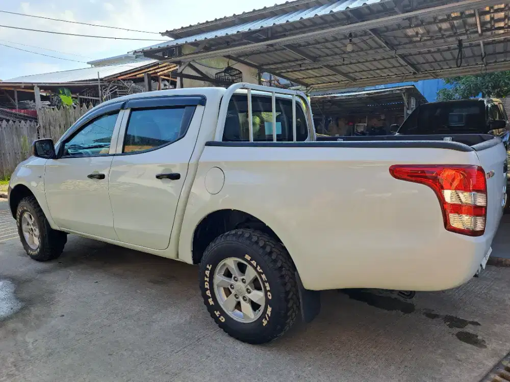 Double cabin triton hdx 4x4 th 2018