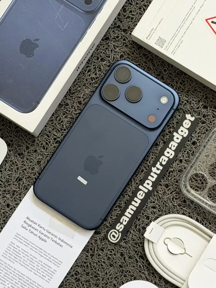 Apple iPhone 17 Pro 256gb iBox Fullset Garansi 2O27