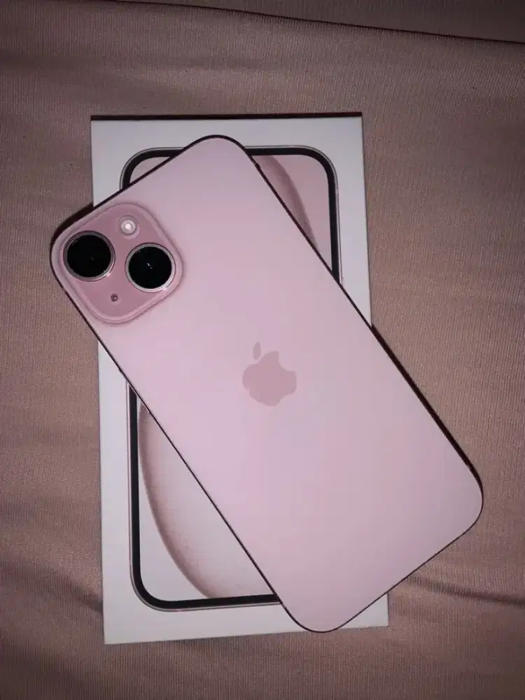 iPhone 15 128 new garansi resmi