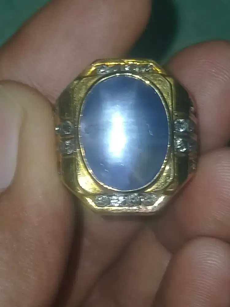 Di jual big sizes blue sapphire 30cts up+emas berlian
