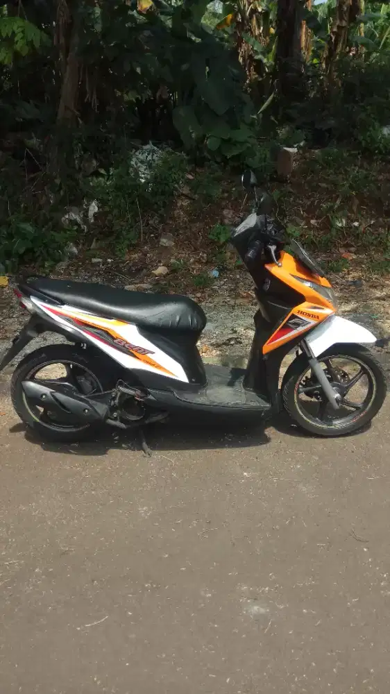 Honda Beat Fi 2014 Mulus