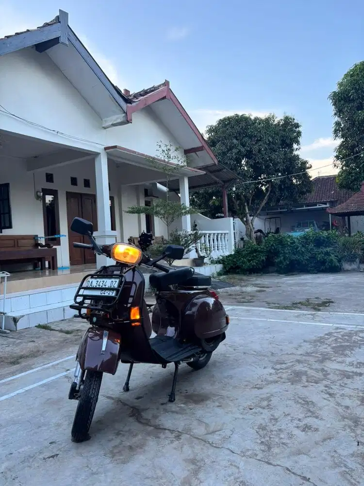 Vespa PX 1981 Barang Istimewa