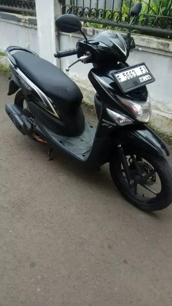 Honda Beat Pop Fi Esp Iss, Good Condition.