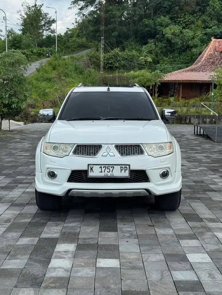 (DP 48JUTA) PAJERO DAKAR LIMITED 4X4 2013 AT MATIC DIESEL