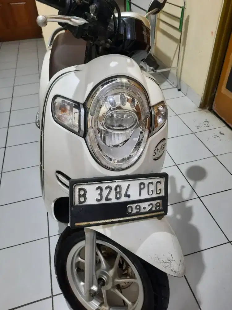 HONDA SCOOPY TANGAN PERTAMA