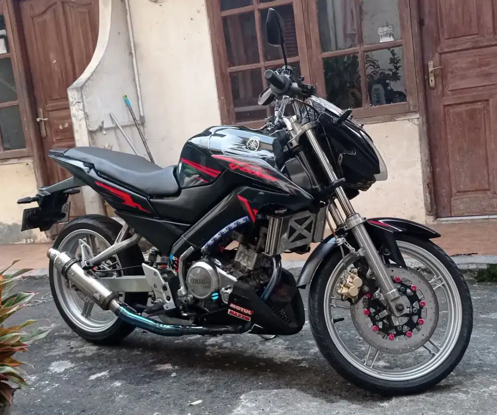 Motor Yamaha Vixion NVL