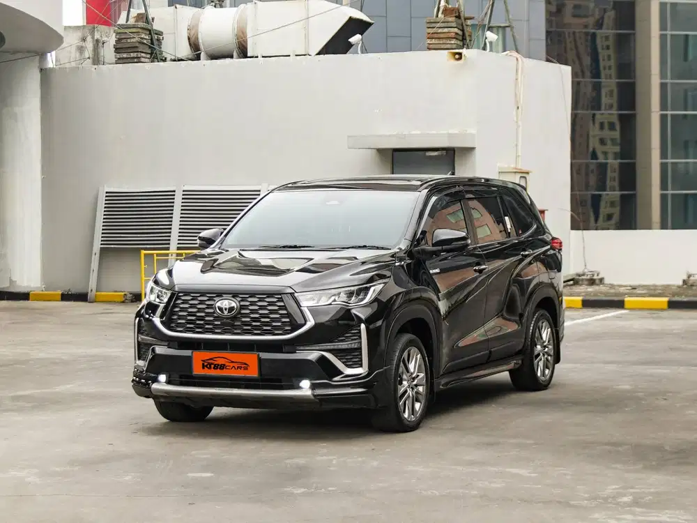 Zenix Q TSS Hybrid Modelista 2024 Hitam