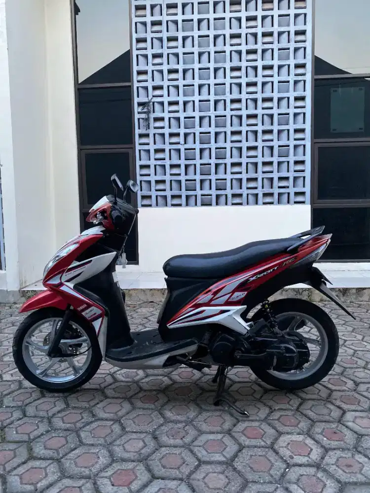 YAMAHA XEON RC 2013