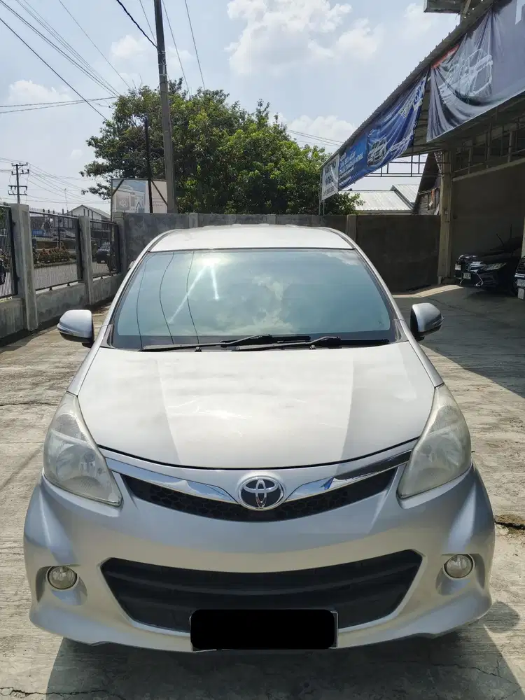 Veloz 1.5 Autometik 2012