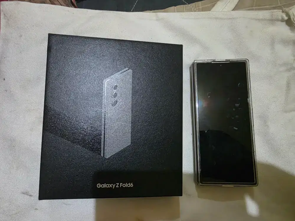 Samsung ZFold 6 12/256. SEIN