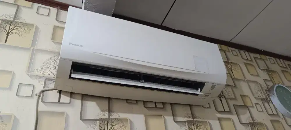 AC Daikin Thailand 1/2 PK