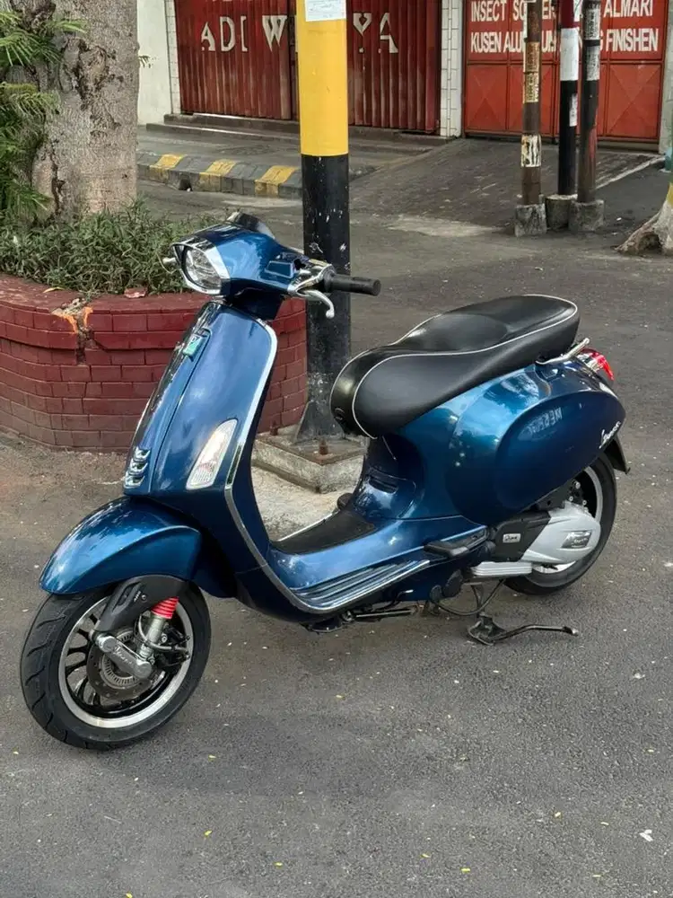 Vespa Sprint 2022 Abs blue estreverso plat N lokasi madiun