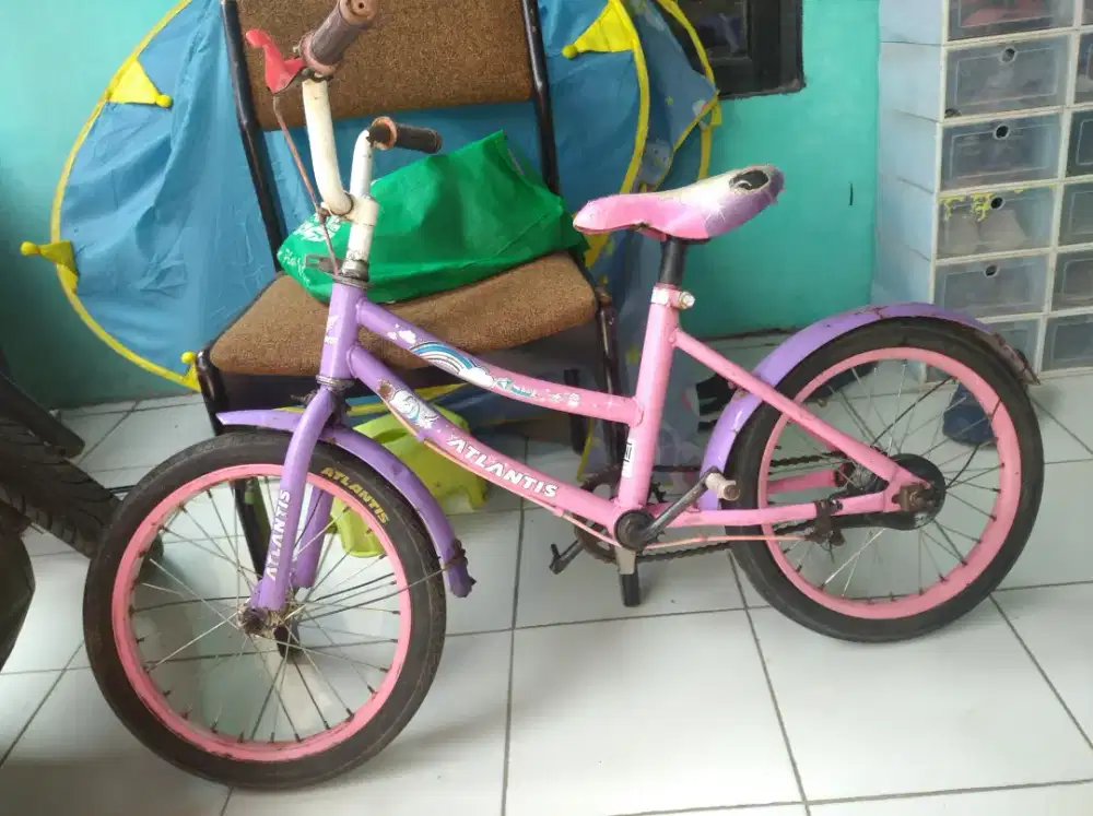 Sepeda anak merek Atlantis ukuran 16 inchi