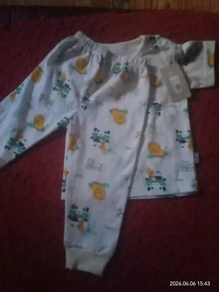 Setelan bayi dan jumpsuit newborn