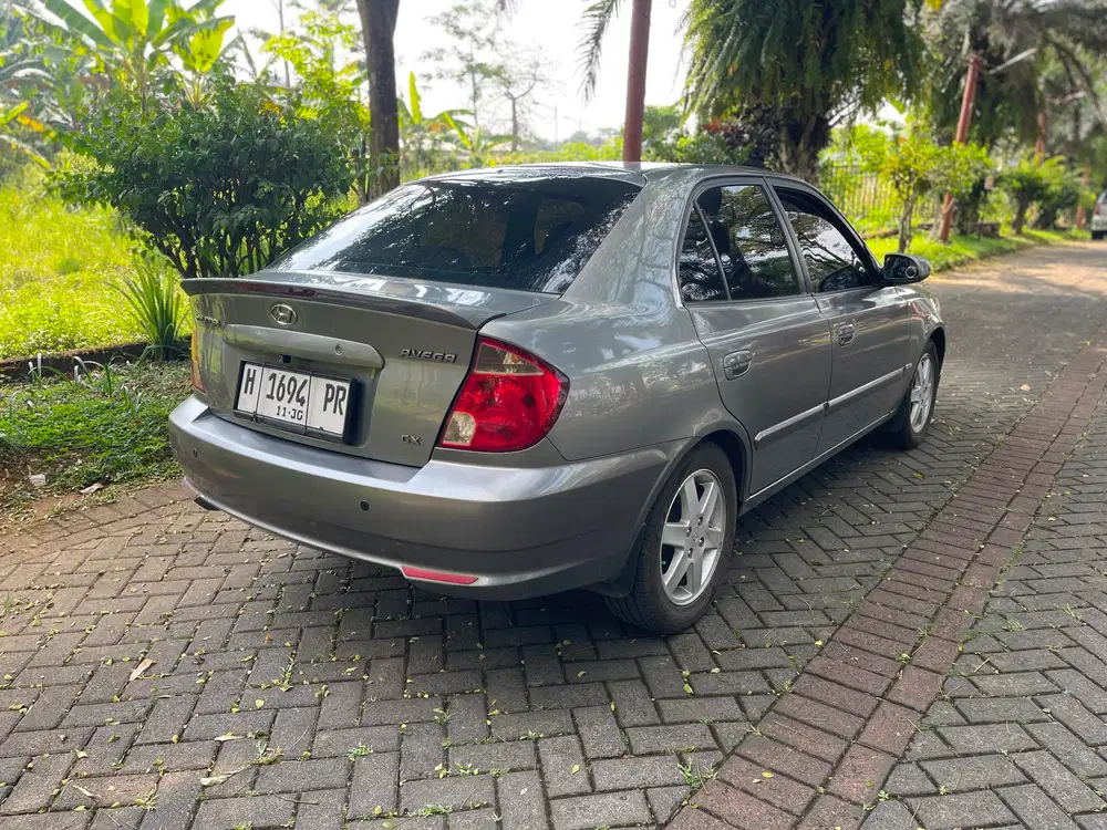 Hyundai Avega 2012 Bensin