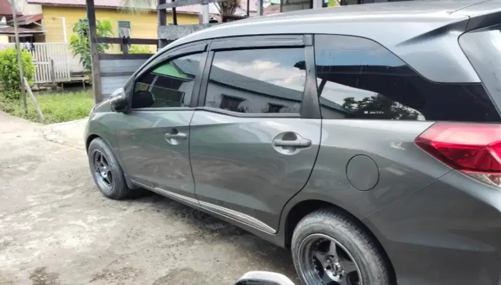 mobilio metic tahun 2014 tt mobil kecil, jual, kridit.