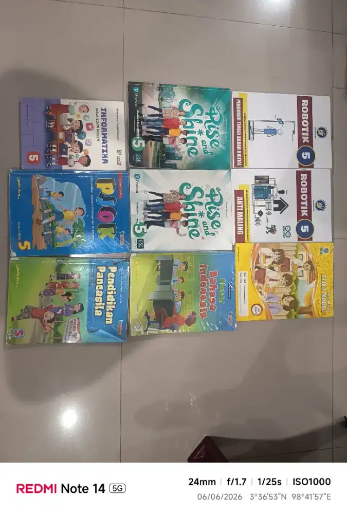 BUKU SEKOLAH MAITREYAWIRA KELAS V SD