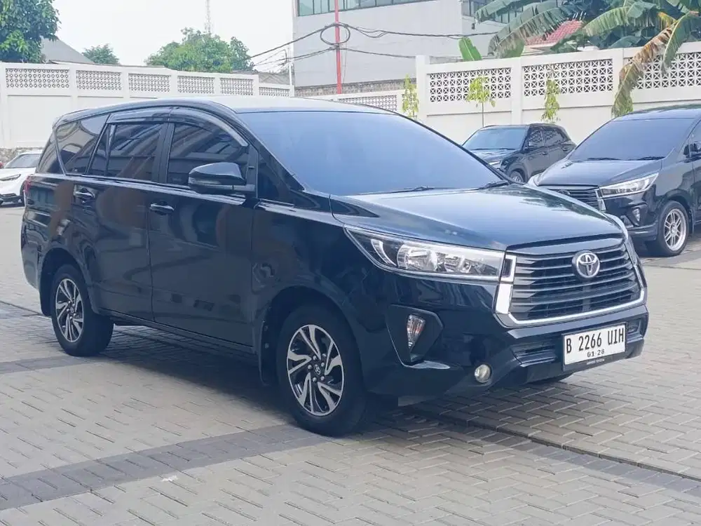 Innova 2.4 G MT 2022 Pajak Panjang Mulus Terawat Siap Pakai