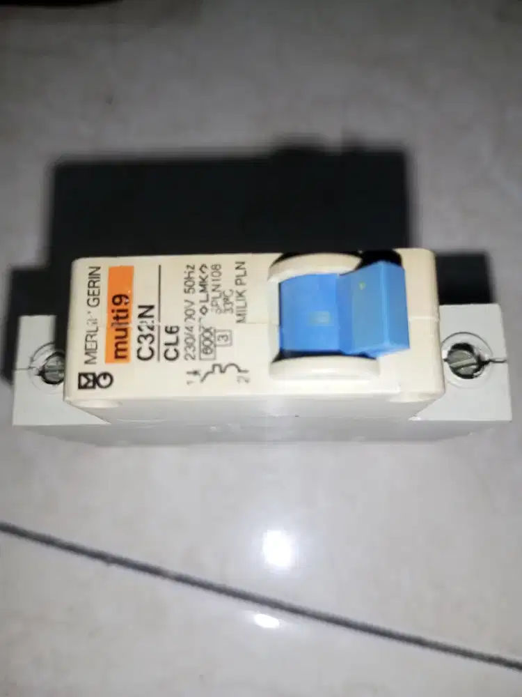 MCB LISTRIK MURAH PLUS PASANG