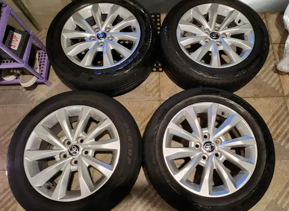 Velg Original Innova Zenix V R17