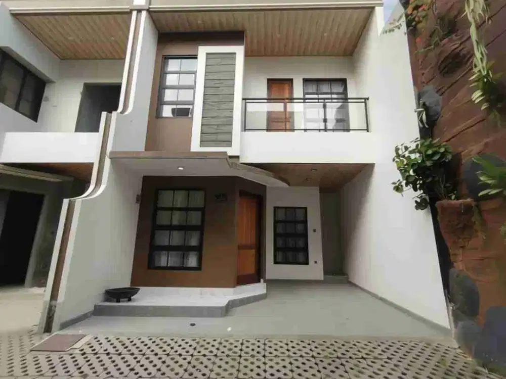 rumah baru dalam townhouse area Cipayung Jakarta Timur