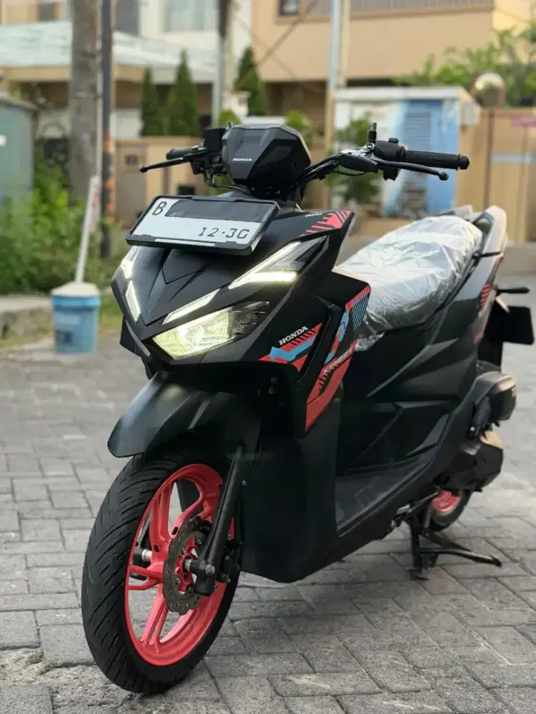 KM BARU 6 KILO! HONDA VARIO 125 STREET 2025 BLN 12 /2026 KEYLSS