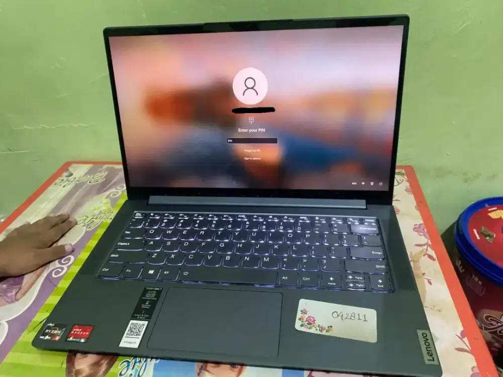 Lenovo Yoga Slim 7 AMD Ryzen 5 4500series
