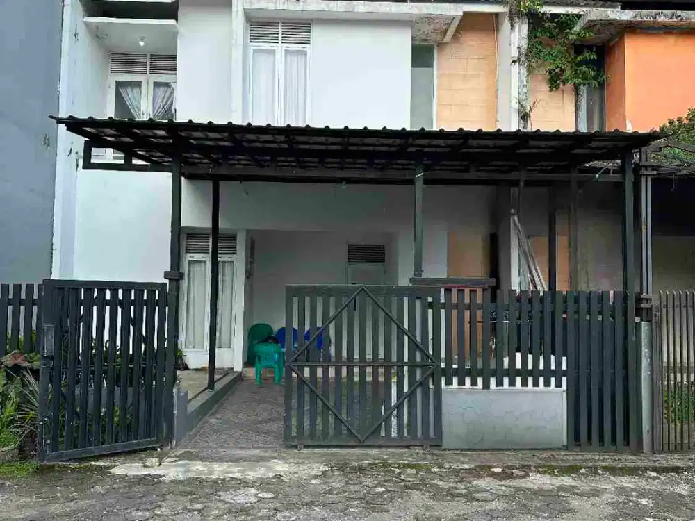 Kos 2 lantai 9 pintu dekat kampus Telkom, pasar Wage Purwokerto