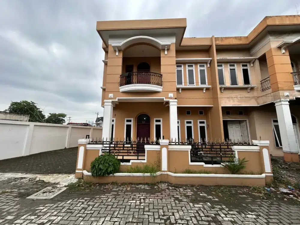 Villa Di komplek Graha Prima Daerah Medan Sunggal