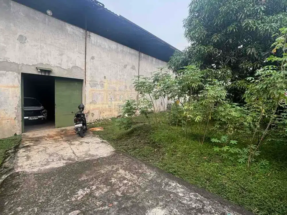 disewakan gudang , workshop di mainroad moh toha akses kontainer